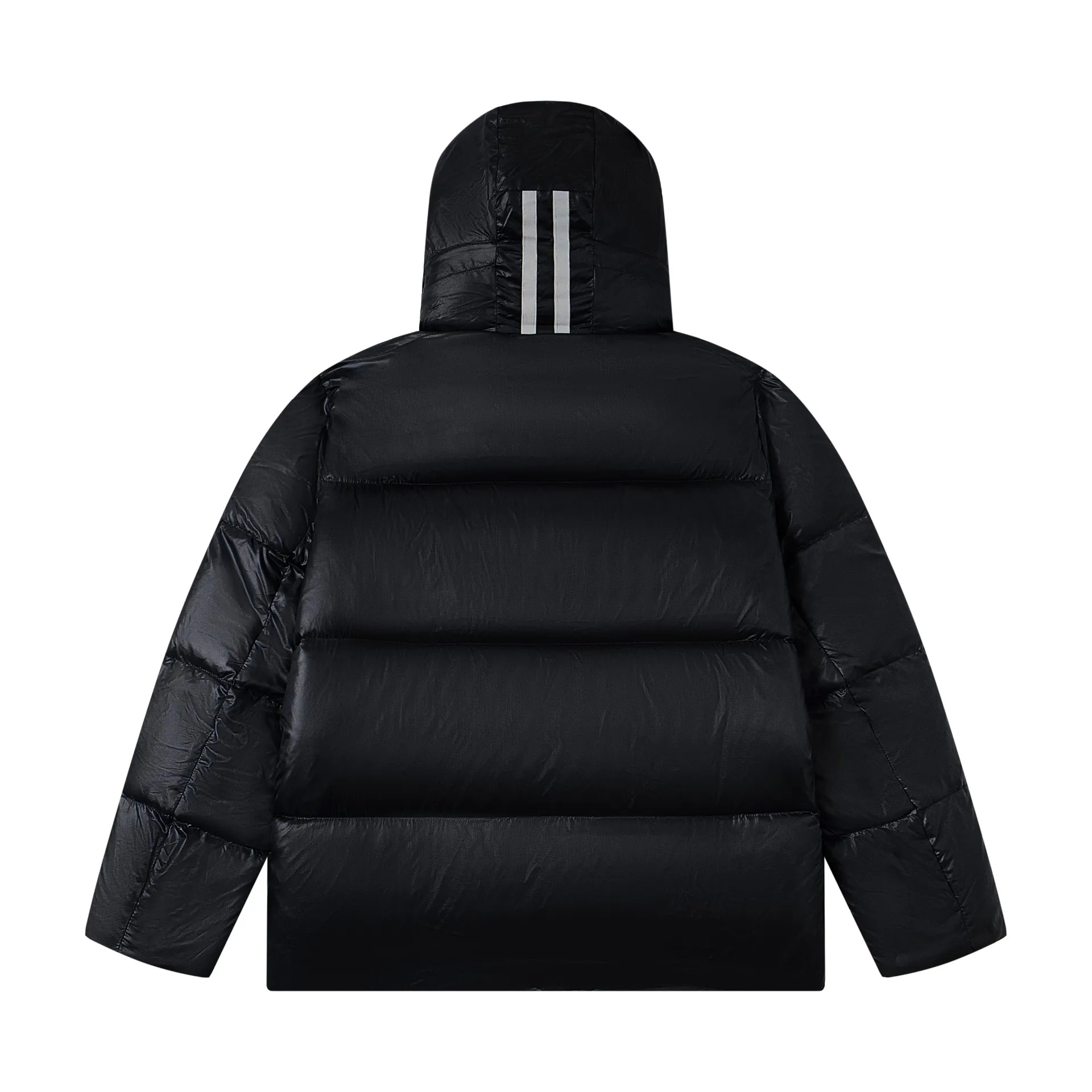 P780 Canada Goose New Puff Couple Style Hooded Down Jacket 1️⃣The fabric is made of recycled Feather-Light tear-resistant fabric, which is ultra-light and has no weight-bearing feeling on the upper body. The unique black label highlights the temperament. The interior is filled with white duck down, making the upper body very light and comfortable! 2️⃣It is very youthful and energetic, and can be easily worn by both men and women. It is very in line with the fashion aesthetic concepts of today's young people! 3️⃣ A full set of customized accessories, complete with three standards, same style for men and women, a must-have for couples. Size: S-XXL